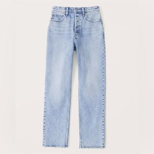 Abercrombie & Fitch High Rise Dad Jeans in Light Wash - Size 25